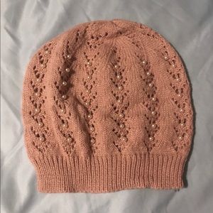 ✅EUC Rose Pink Knit Hat w/ Pearl Embellishments